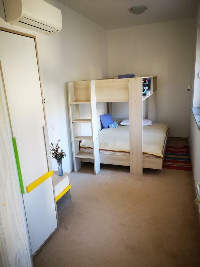Holiday House Maretta - Apartment No 1 Lukovo Šugarje エクステリア 写真